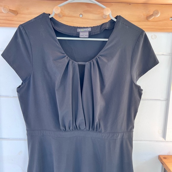 ExOfficio Kizmet Cross-Front Short Sleeved Dress with UPF 50 material. Size 12 - Picture 3 of 5